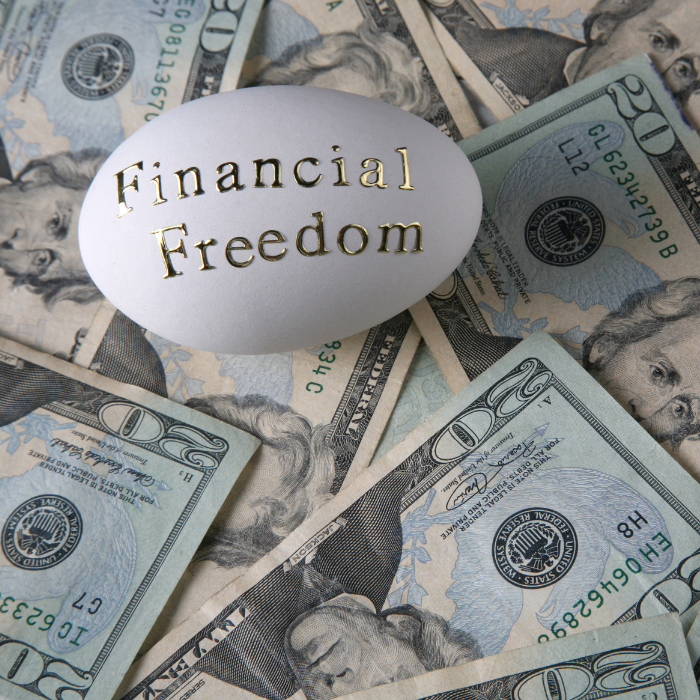 Finansal Özgürlüğe Giden Adımlar: Her Yaş İçin Yol Haritası
